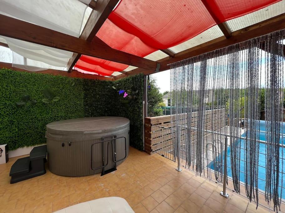 Kings Villa Near Disneyland Reserved Only For Family With Kids Saint-Germain-sur-Morin Buitenkant foto